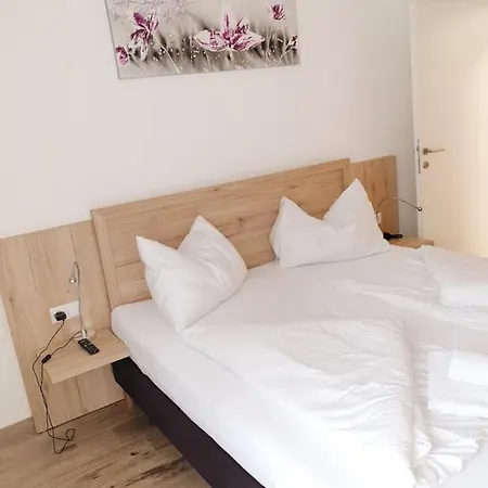 Cityapartment Monika 公寓